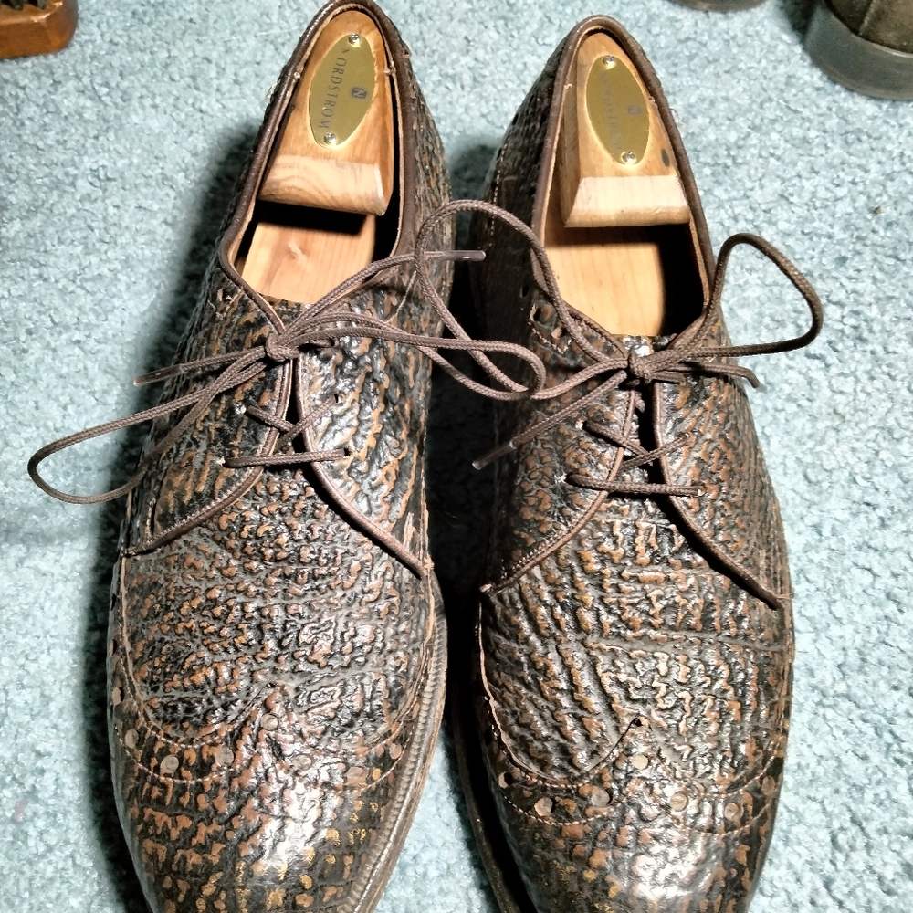 Allen Edmonds Saratogas